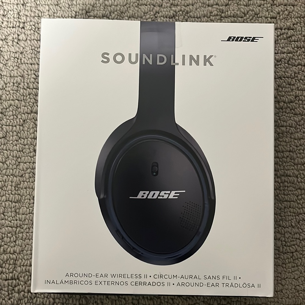 Bose Soundlink around-ear Wireless II headphones, Bluetooth and WiFi, NIB